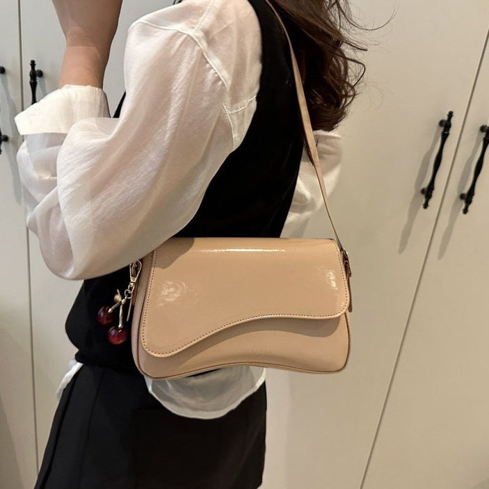 Shoulding Elyn Bag