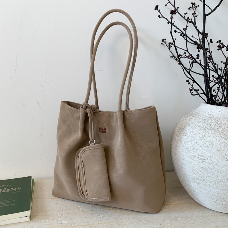 Elyn Bag Retro Versatile