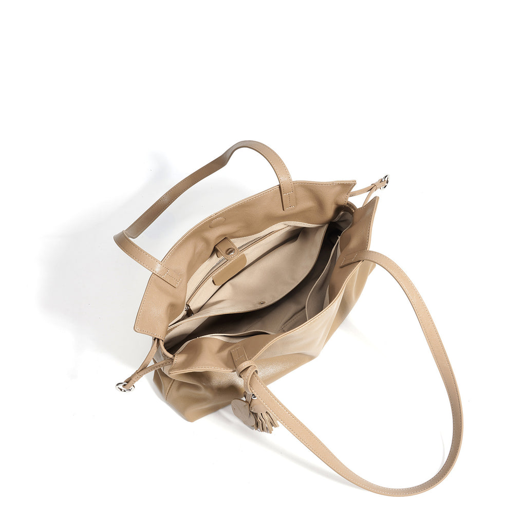 Versatile Vintage Elyn Bag